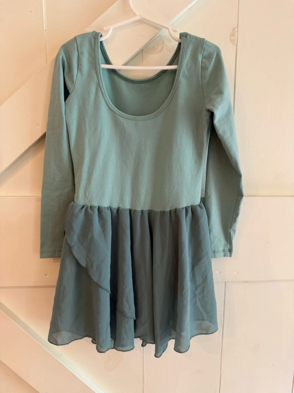 Girls Size 140 Mint Green Long Sleeve Lyrical Dance Leotard Dress Chiffon Skirt